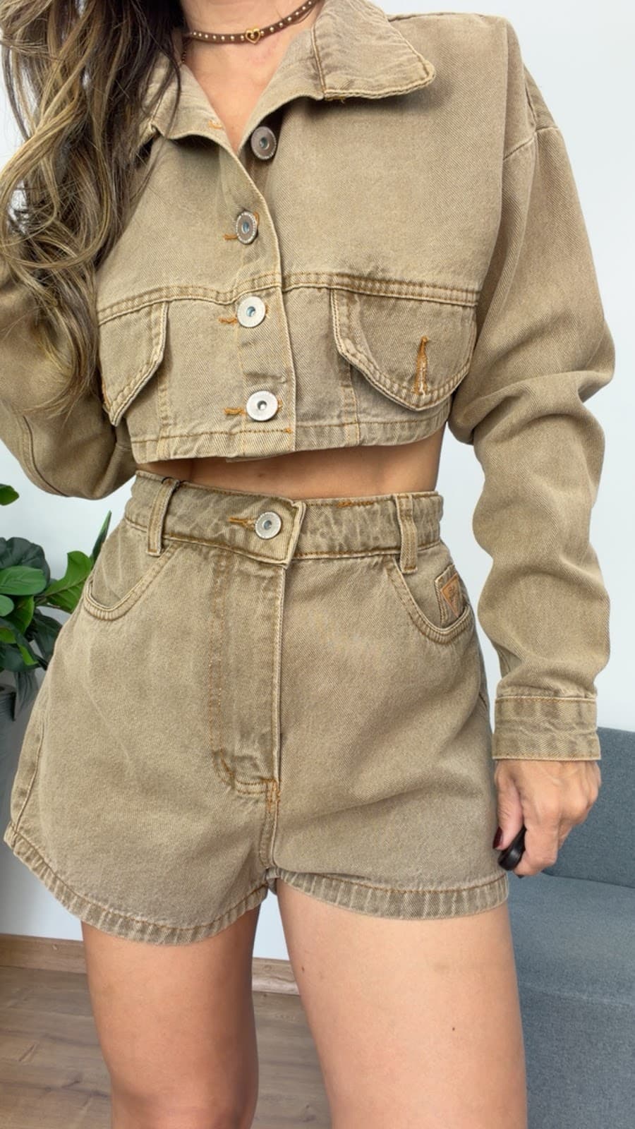 Conjunto Jaqueta e Short Jeans