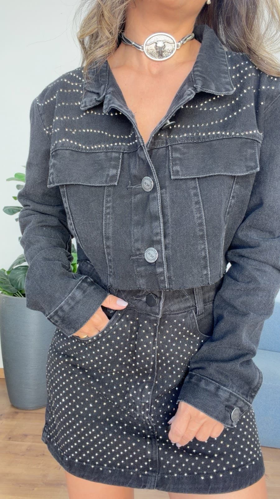 Jaqueta Jeans Cropped com Brilho